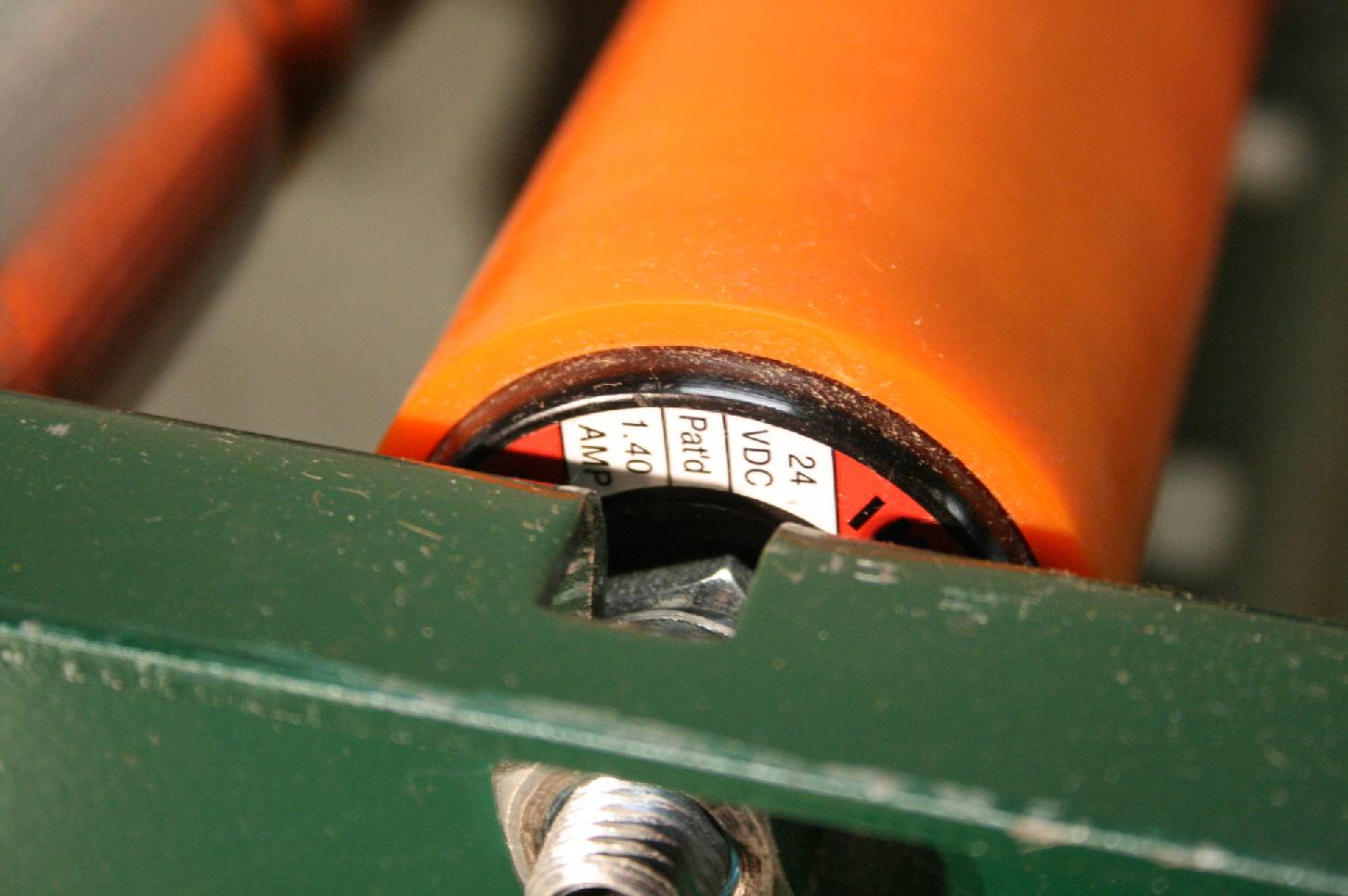 Alvey Steel Roller Conveyor 85" x 15" Roller Surface Interroll Powered