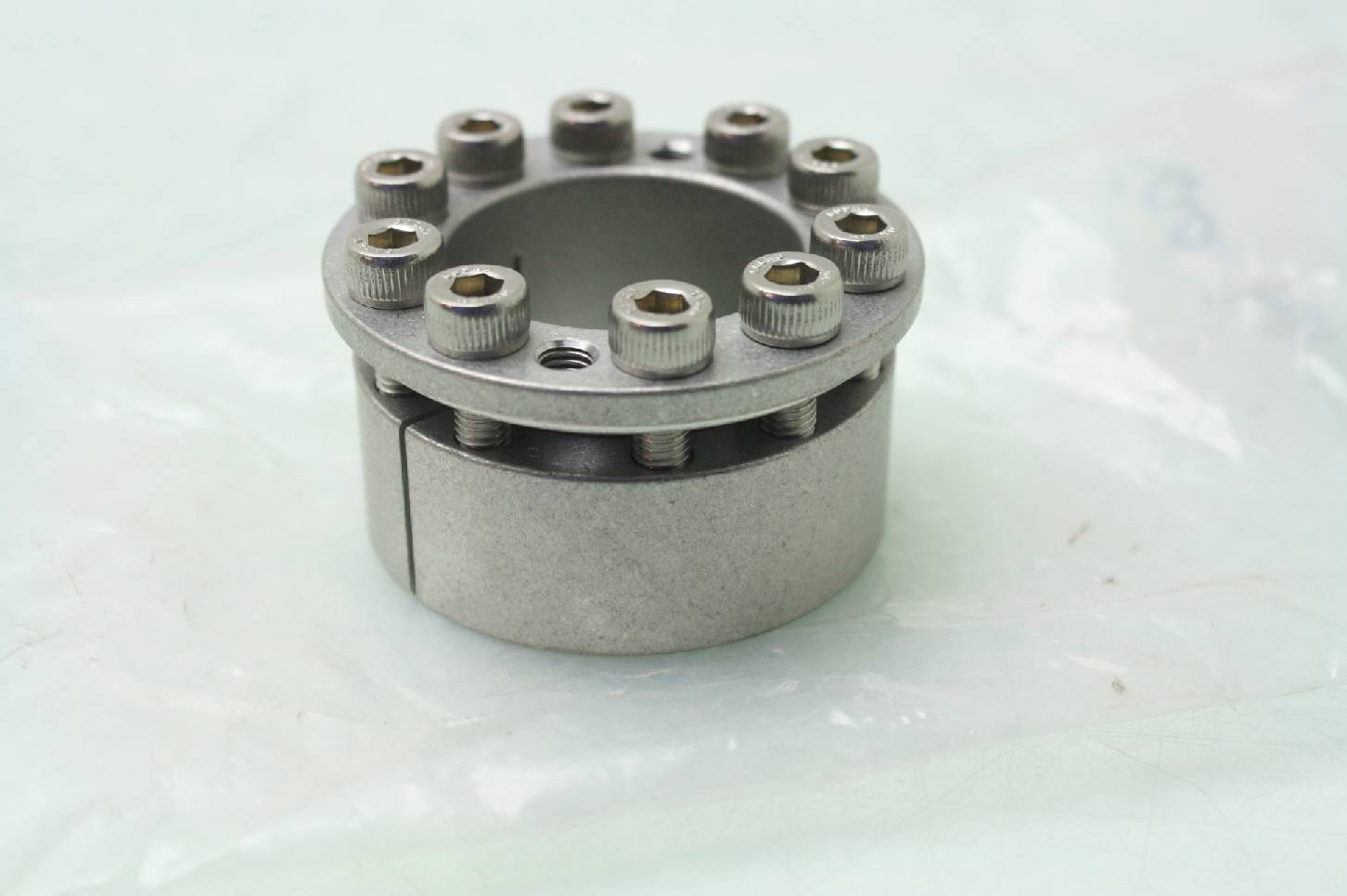 Misumi MLHS32 Mecha Lock Keyless Bushing Clamps 32mm Stainless Steel eBay