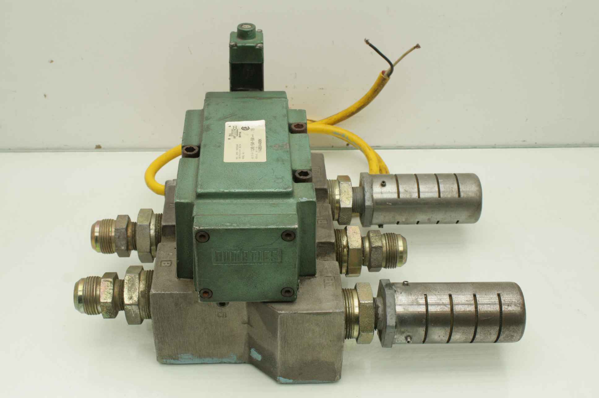 ASCO Numatics 147BA43AK000030 Single Solenoid Air Pilot Pneumatic Valve