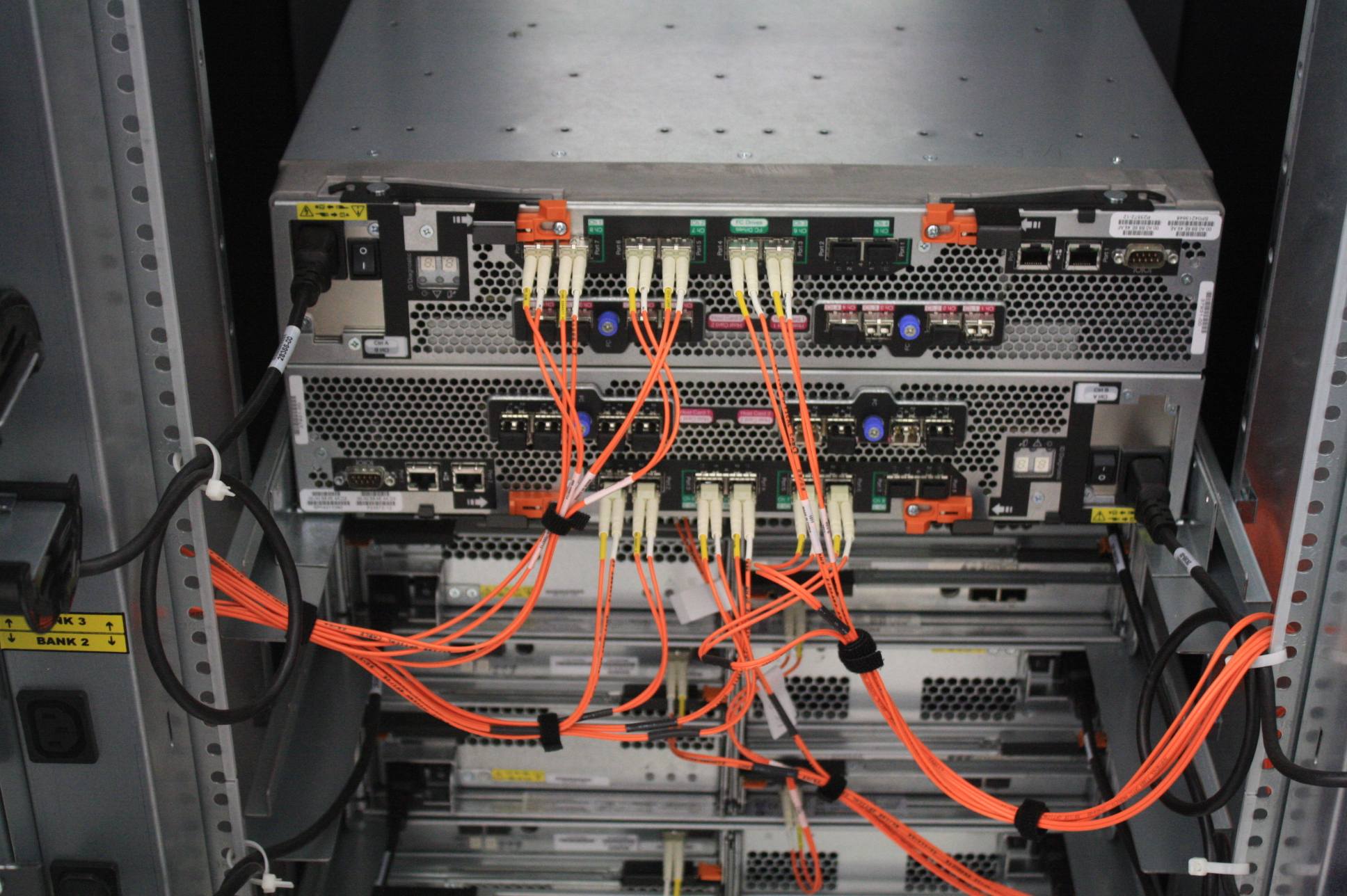 LSI 46000834 Fiber Channel 96 HDD Drive Enclosure 1550 0834/ 3040