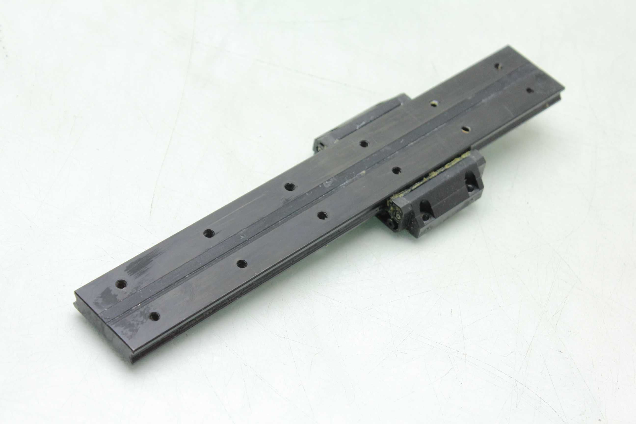 2 THK SHW17 Caged Ball Linear Motion Guide Rails 4 Blocks 230mm Long AP