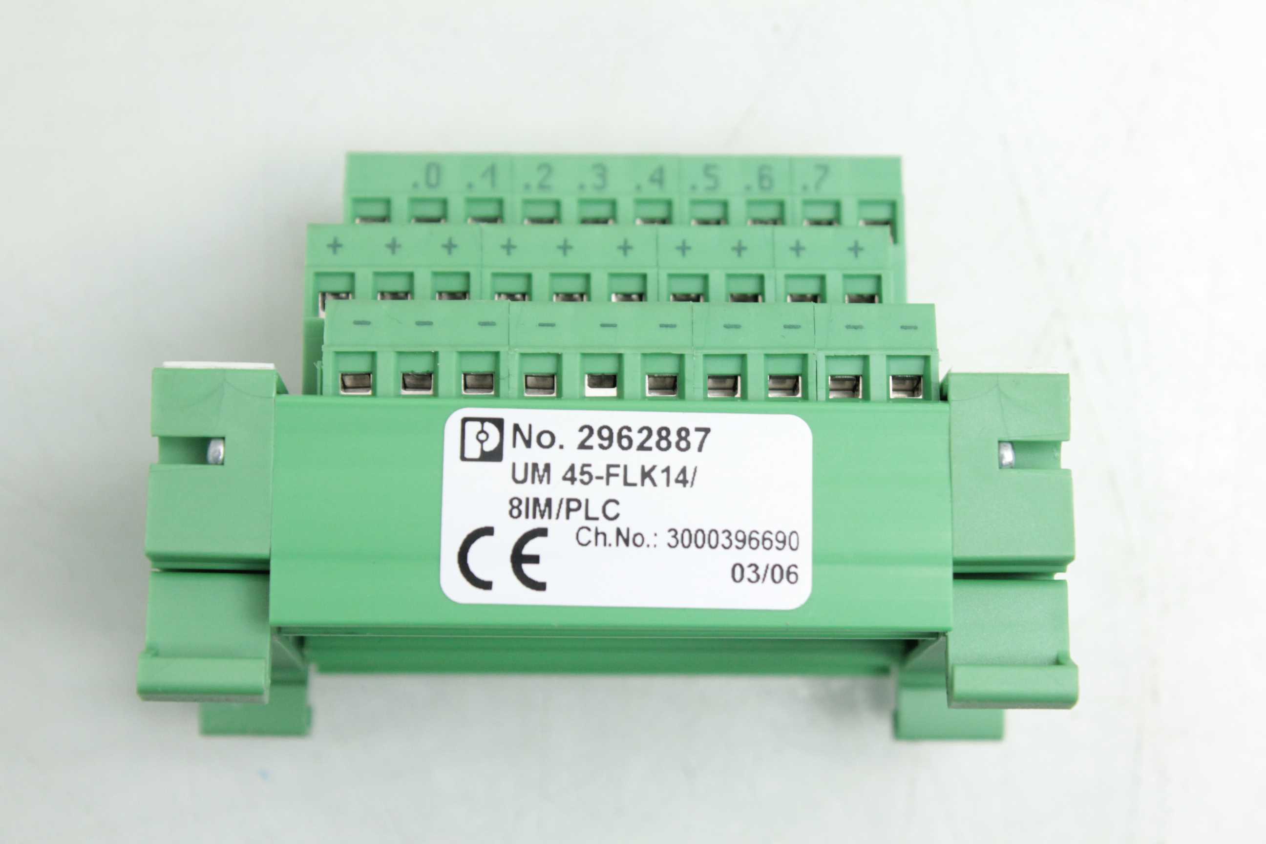 Phoenix Contact UM45FLK14/8IM/PLC Breakout Interface Module IDC 14 Pin