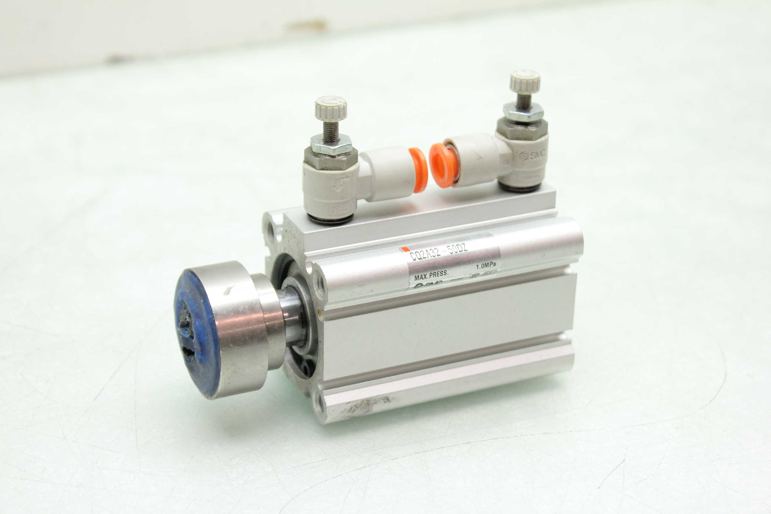 SMC CQ2A3250DZ Pneumatic Compact Air Cylinder 32mm Bore x 50mm Stroke