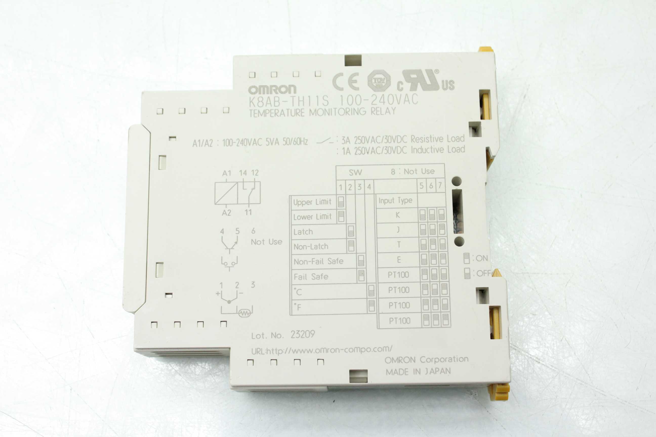 Omron K8ABTH11S Temperature Monitoring Relay / 0 399° C / 1 SPDT