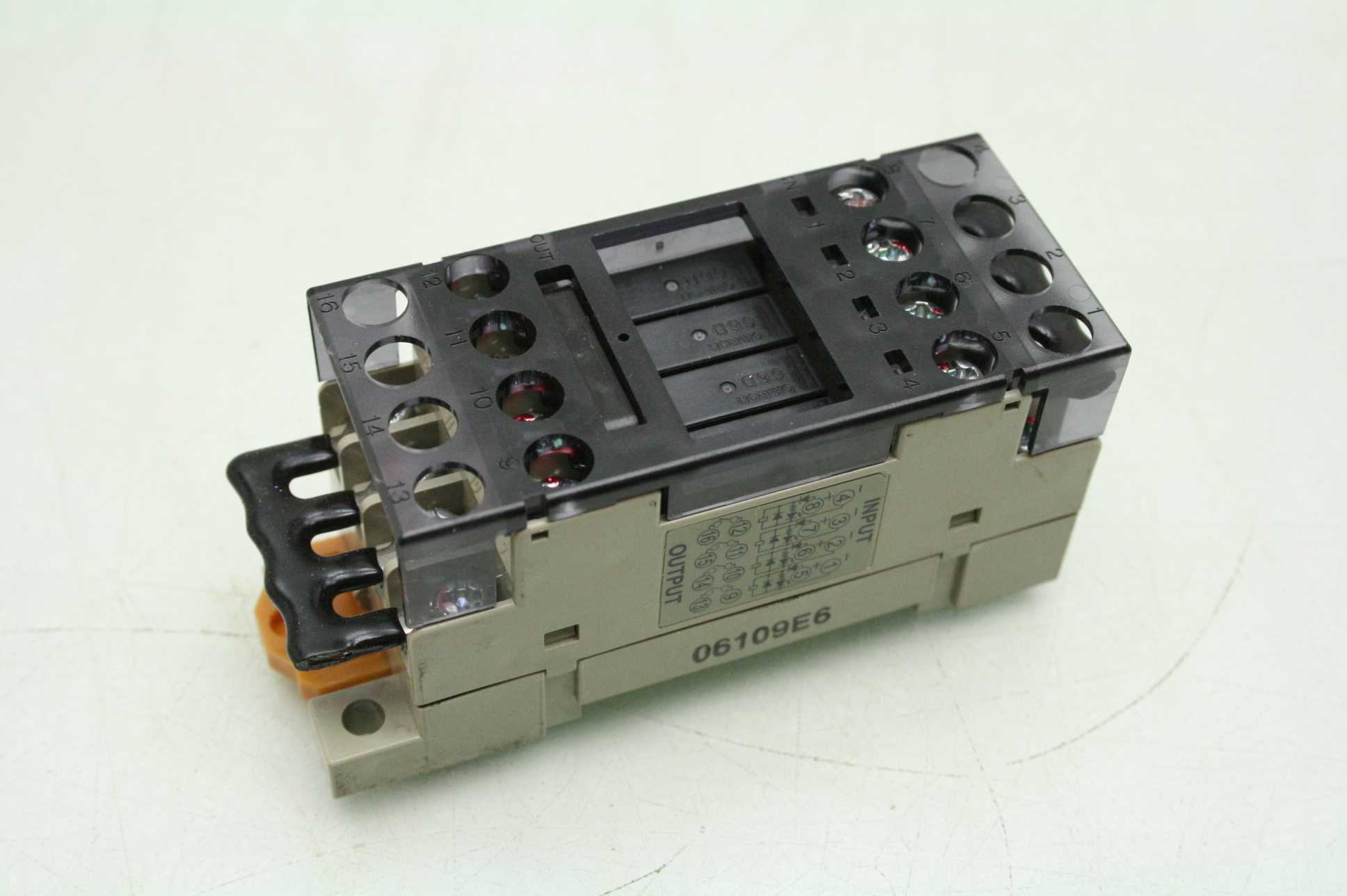 Omron G6d F4b Relay Terminal Block Relay 24v Dc Coils 192088125352 Ebay