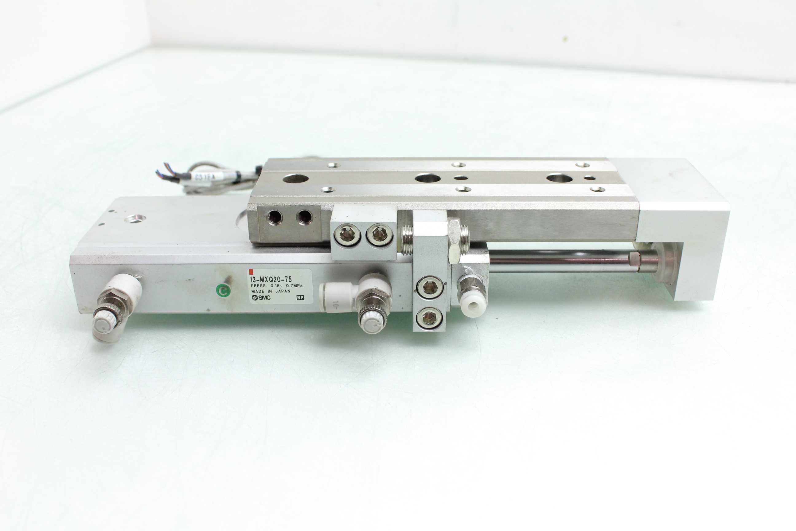 SMC 13MXQ2075 Slide Guided Air Cylinder with 20mm Bore x 75mm Stroke