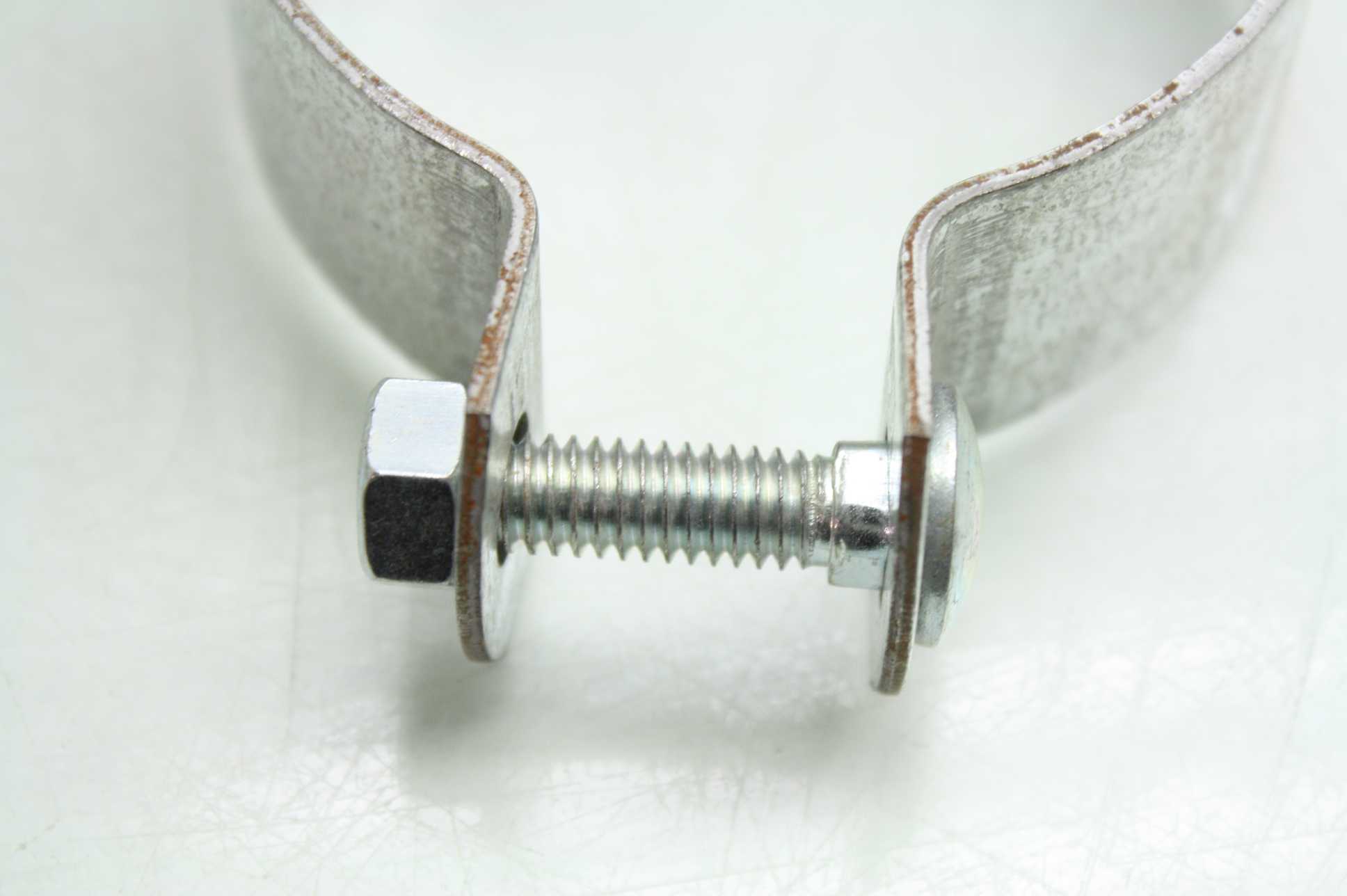 8 Raco 2041TH 21/2" Rigid Conduit Hangers / 6 Trade Size / 11/4" EMT